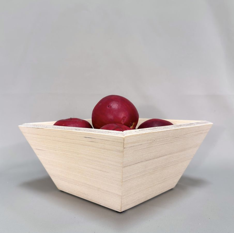 Fruktbolle i tre